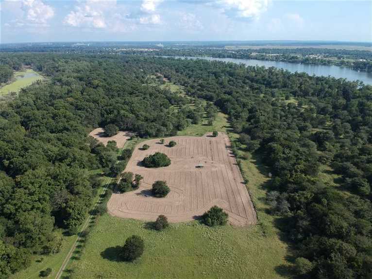 Giles Island aerial shot