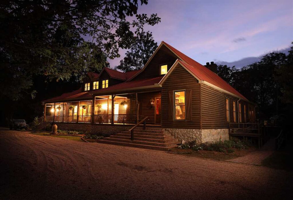 SOLD! Legendary Giles Island new owners Mossy Oak Properties