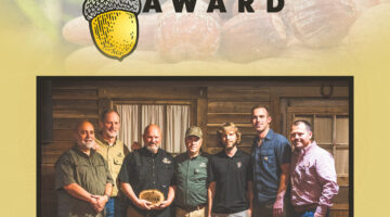 Mossy Oak Properties recognizes Golden Acorn Recipient at Land Summit